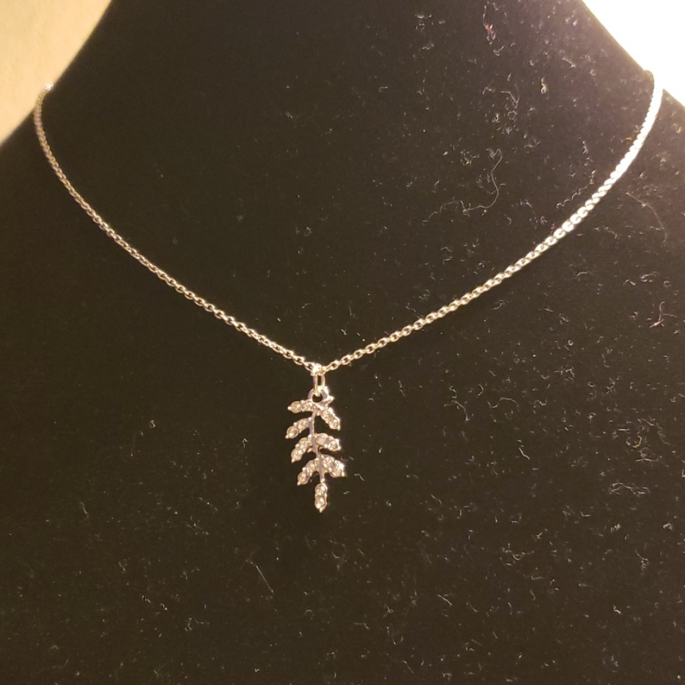 Necklace - Picture 2 of 3